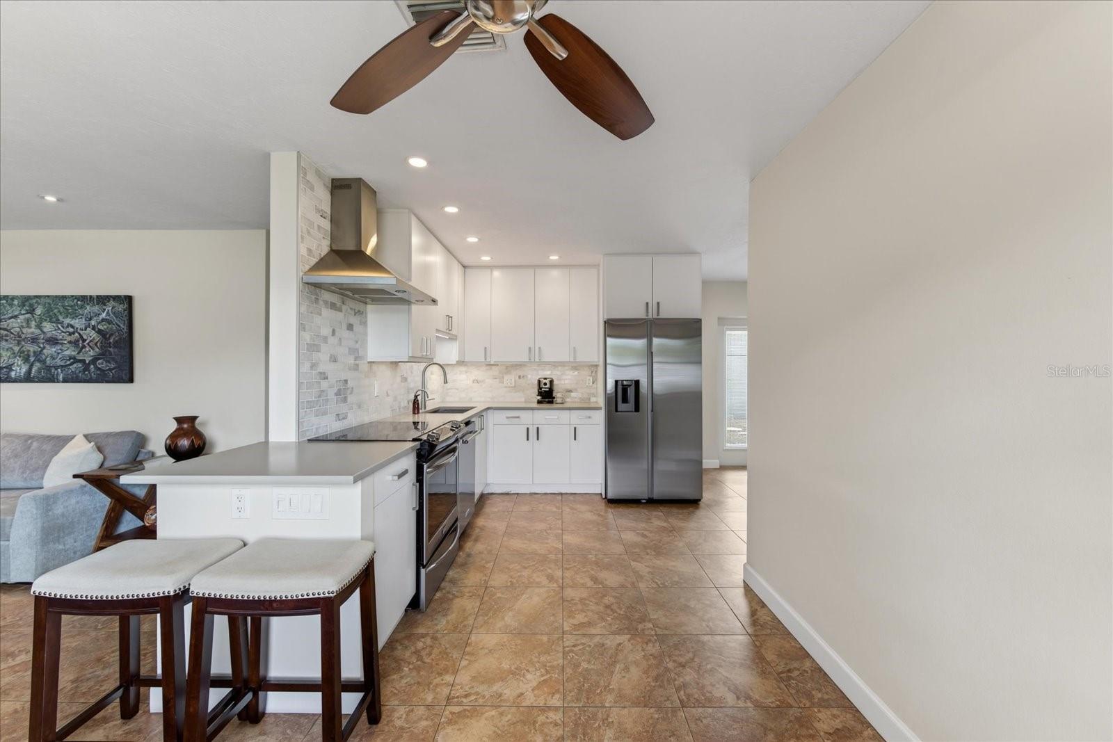 2350 LOMA LINDA ST — photo 14