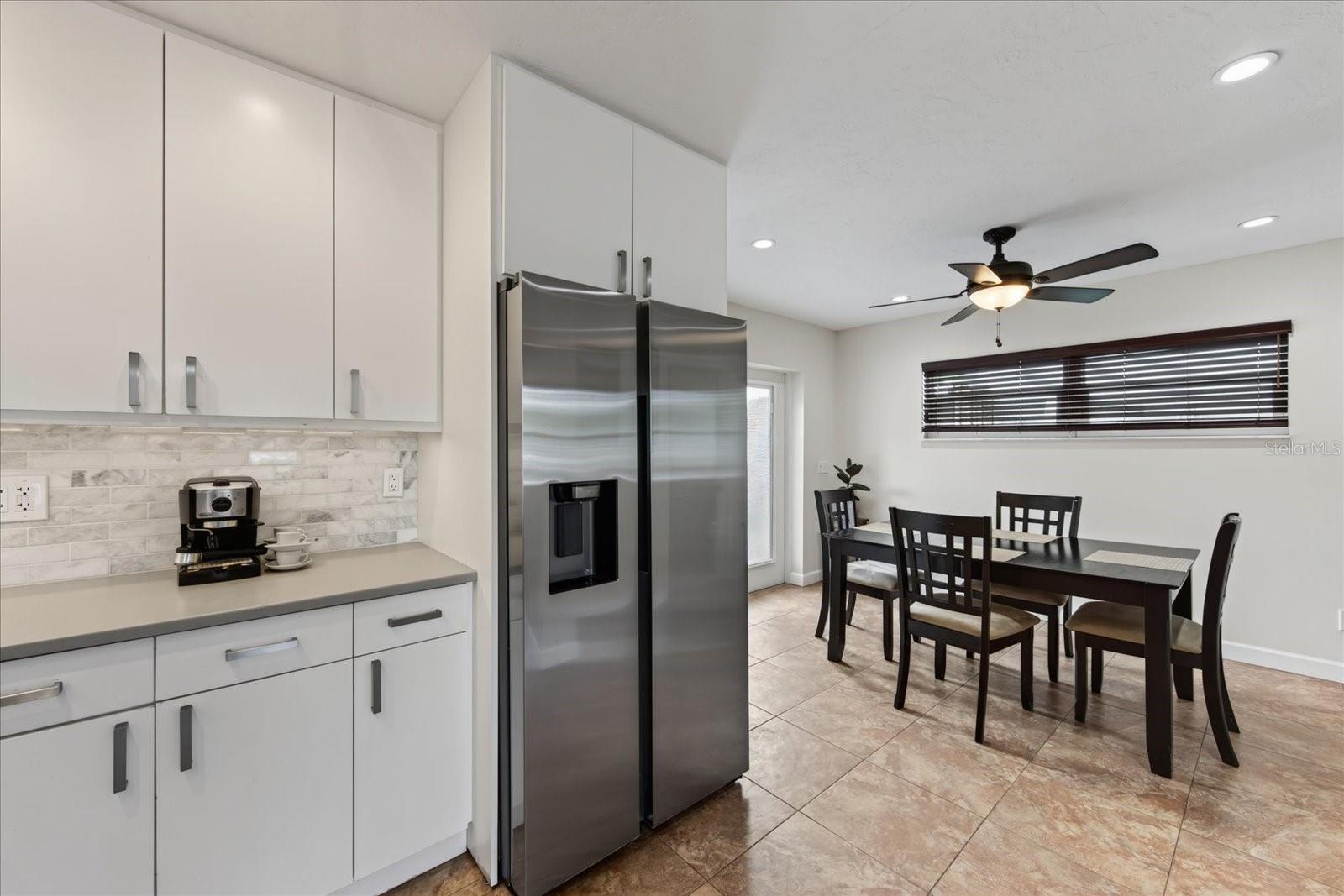 2350 LOMA LINDA ST — photo 18