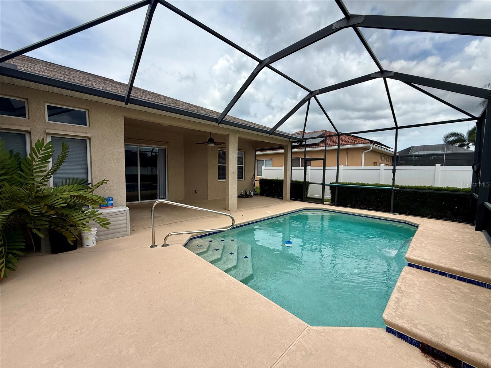 3735 GAVIOTA DR — photo 27
