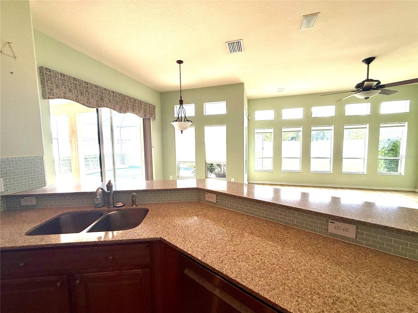 3735 GAVIOTA DR — photo 15