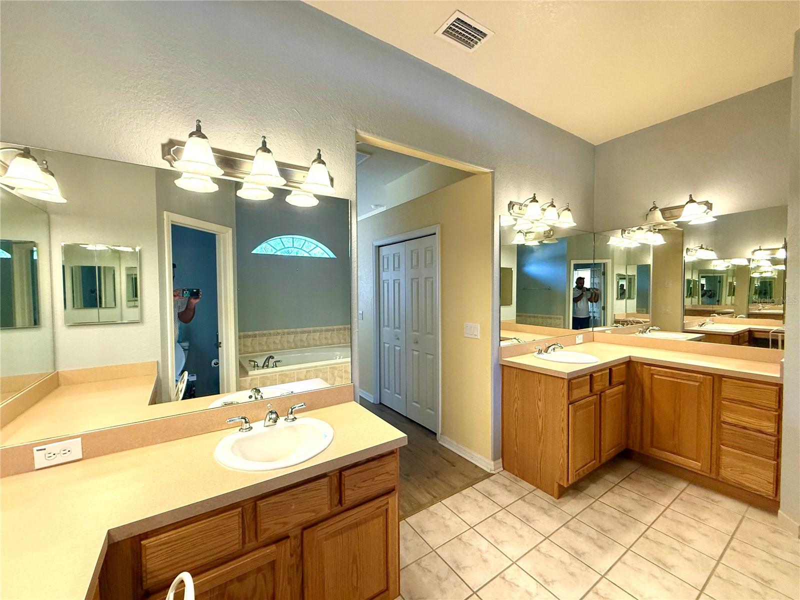 3735 GAVIOTA DR — photo 17