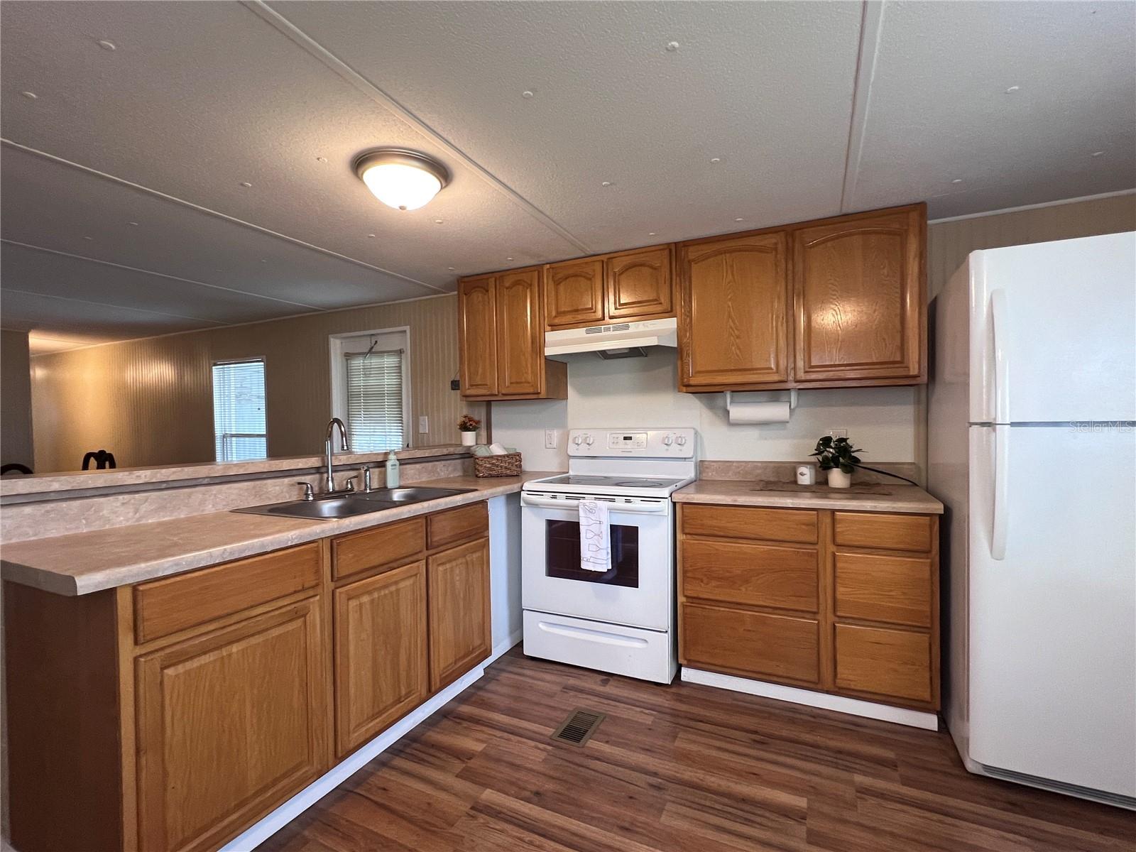 39518 STERLING DR — photo 7