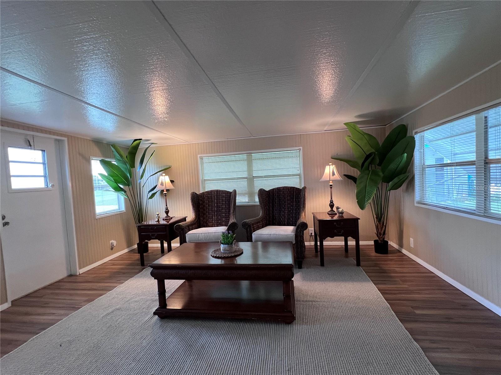 39518 STERLING DR — photo 2