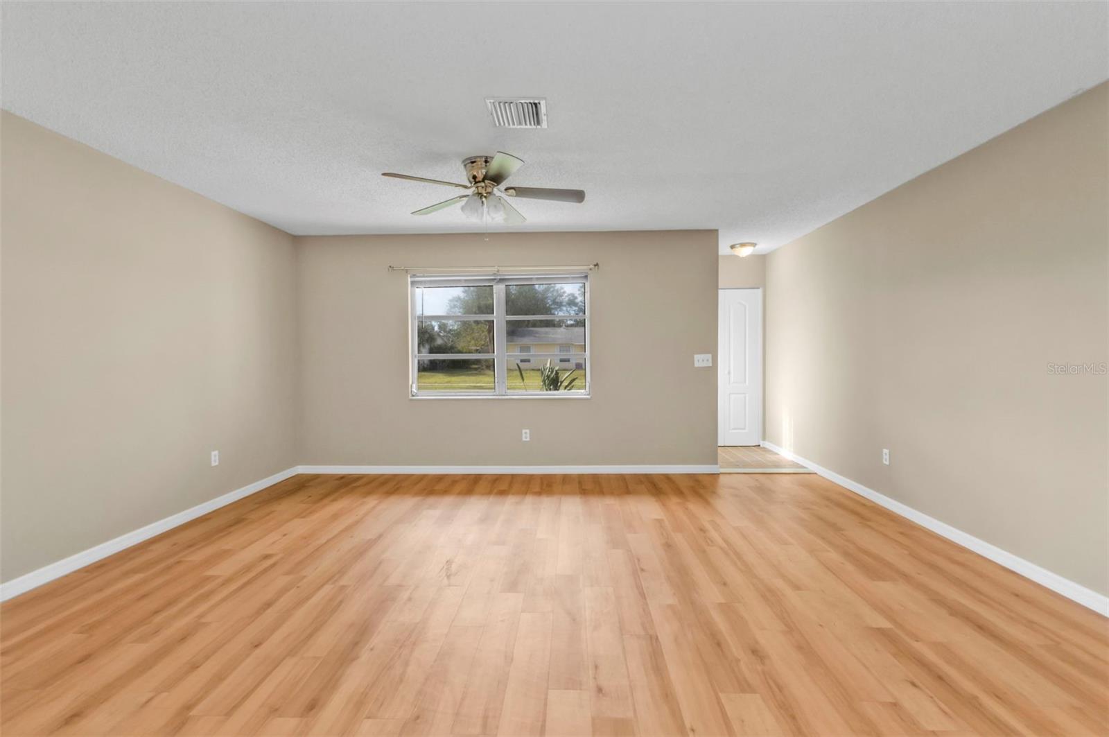 8172 TRIONFO AVE — photo 34