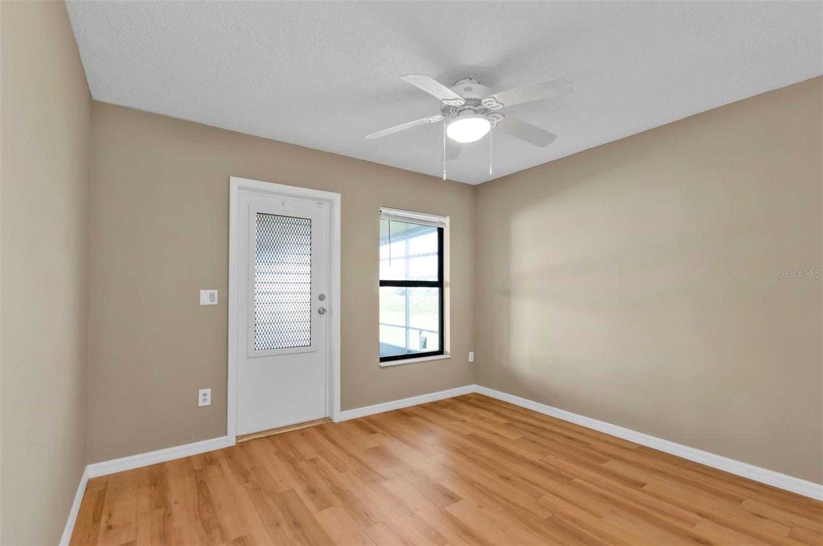 8172 TRIONFO AVE — photo 28