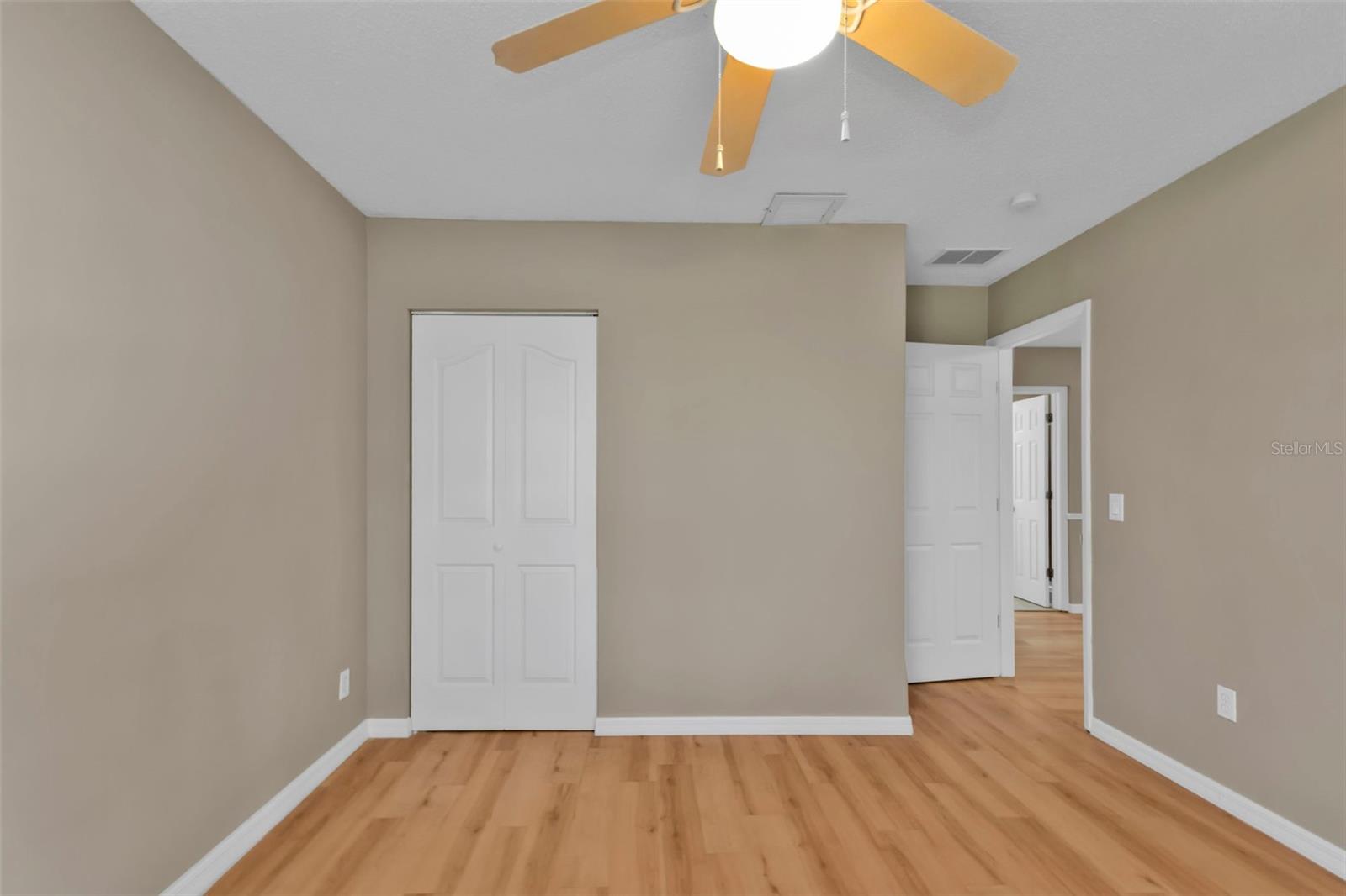 8172 TRIONFO AVE — photo 29