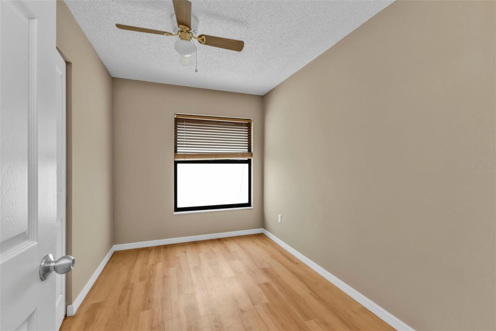 8172 TRIONFO AVE — photo 25