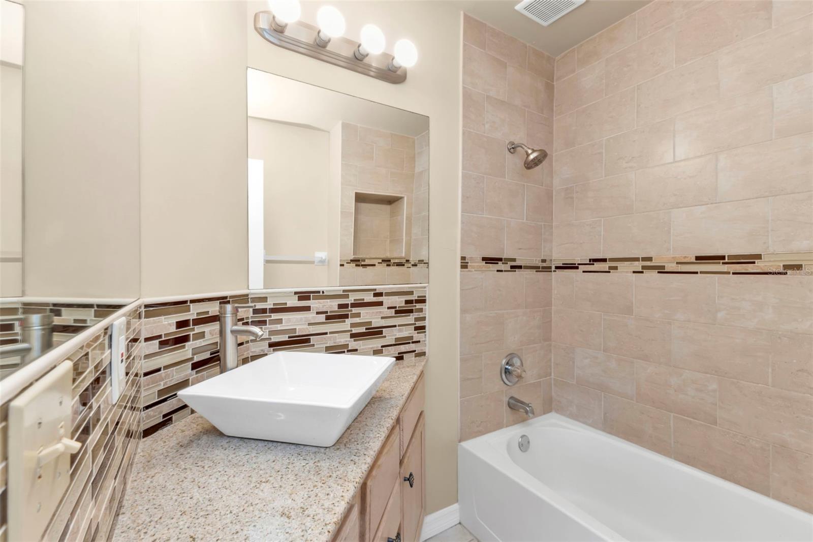 8172 TRIONFO AVE — photo 12