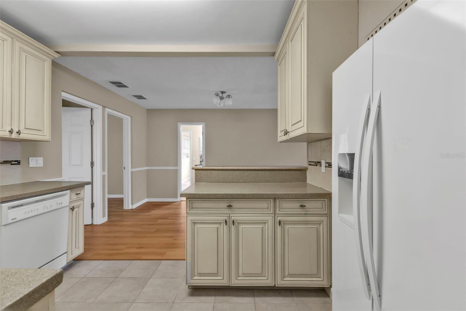 8172 TRIONFO AVE — photo 24