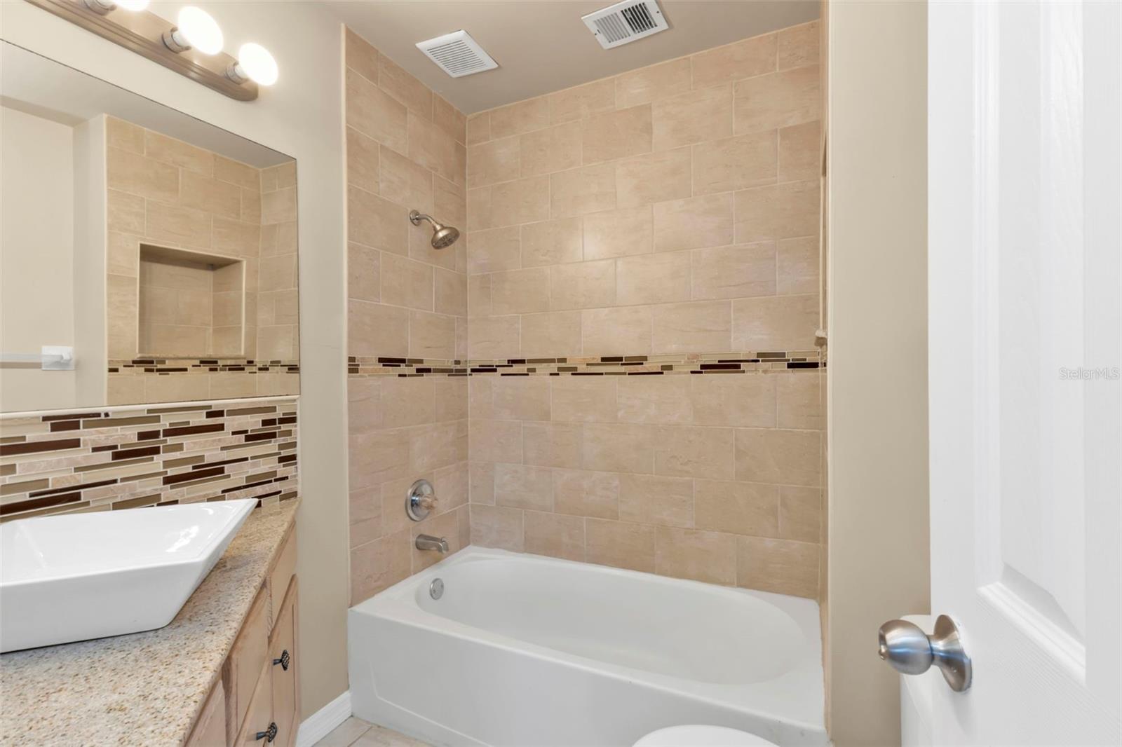 8172 TRIONFO AVE — photo 11