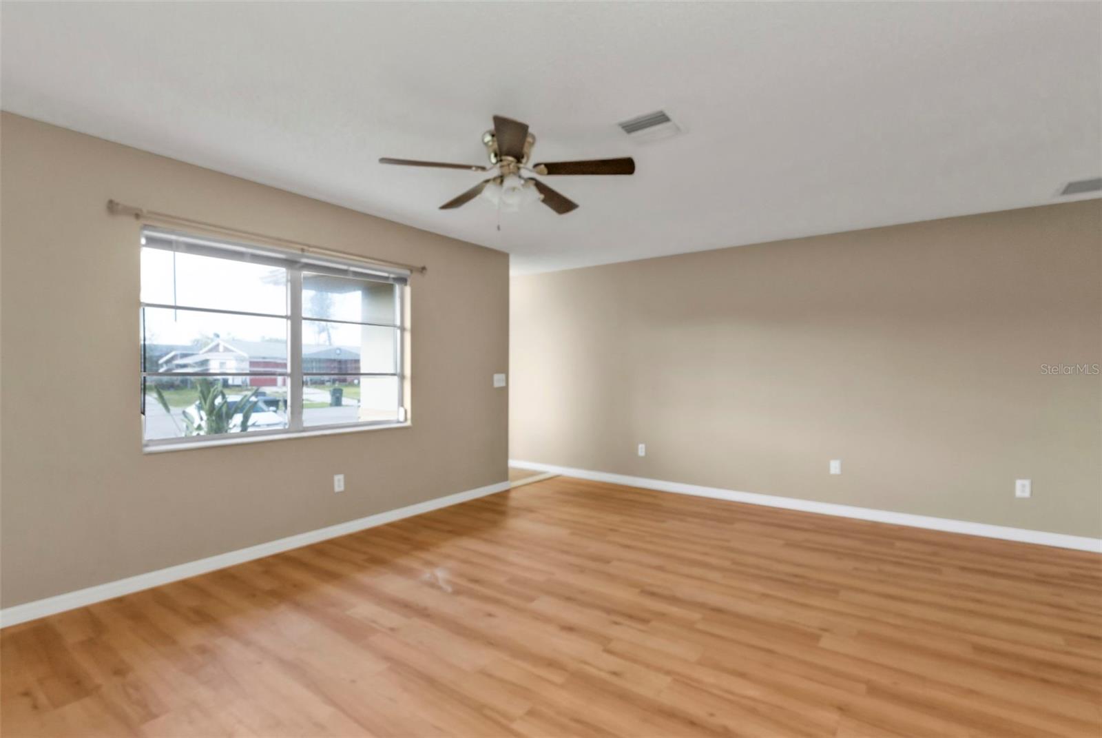 8172 TRIONFO AVE — photo 10