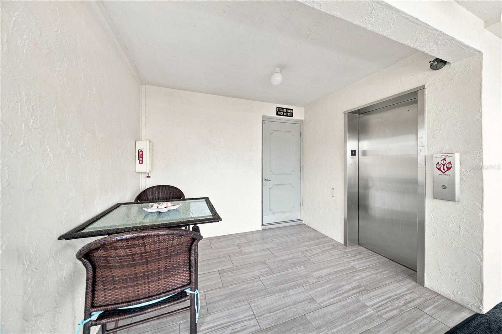 4370 CHATHAM DR #304 — photo 6