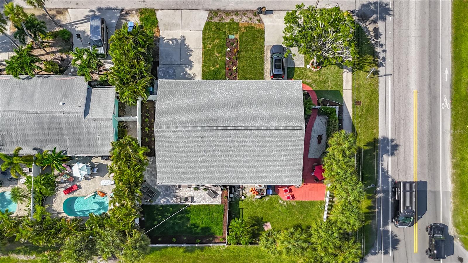 202 PEACOCK  UNIT B LN #B — photo 43