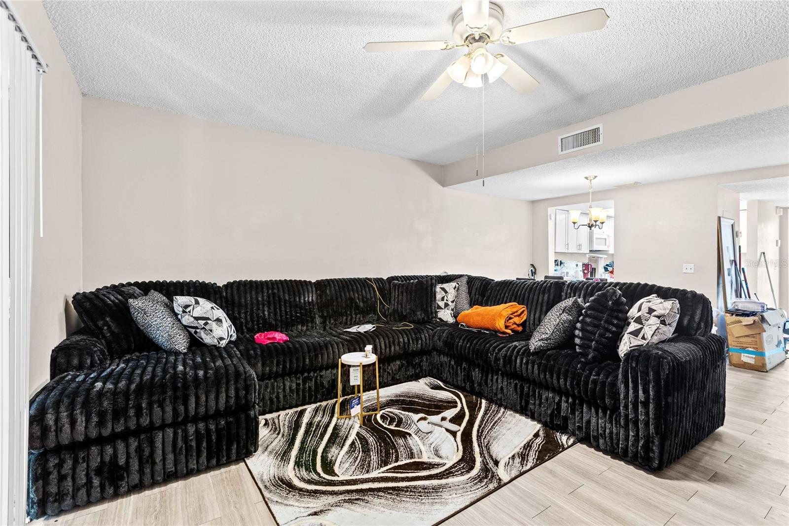 1910 W SLIGH AVE #E102 — photo 9