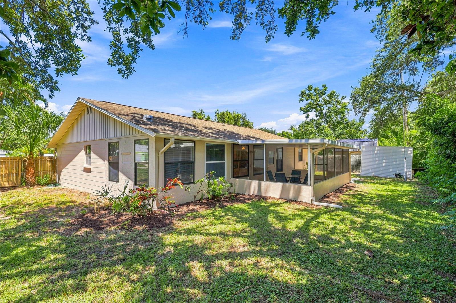 411 PLANTATION RD — photo 30