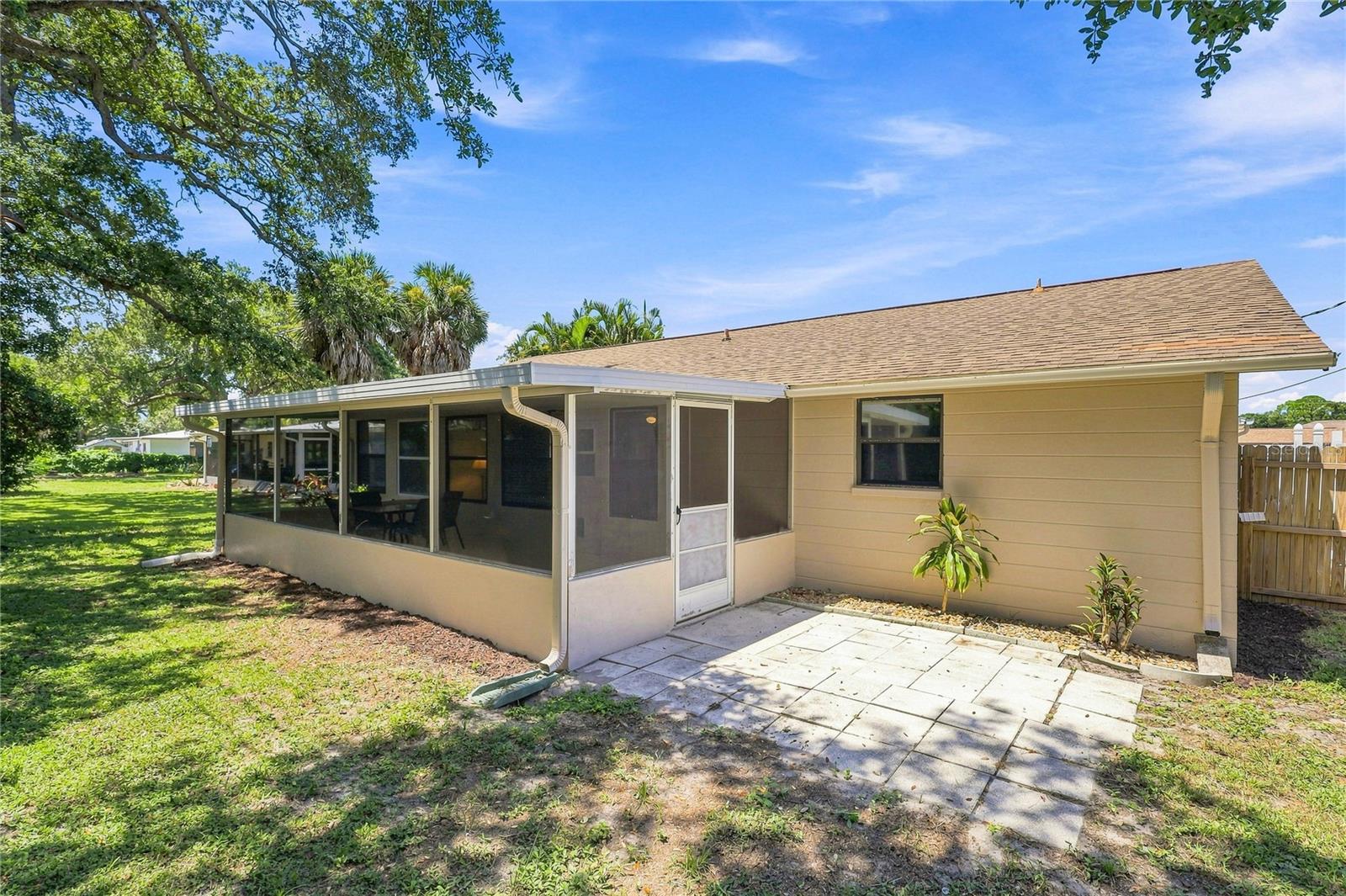 411 PLANTATION RD — photo 29