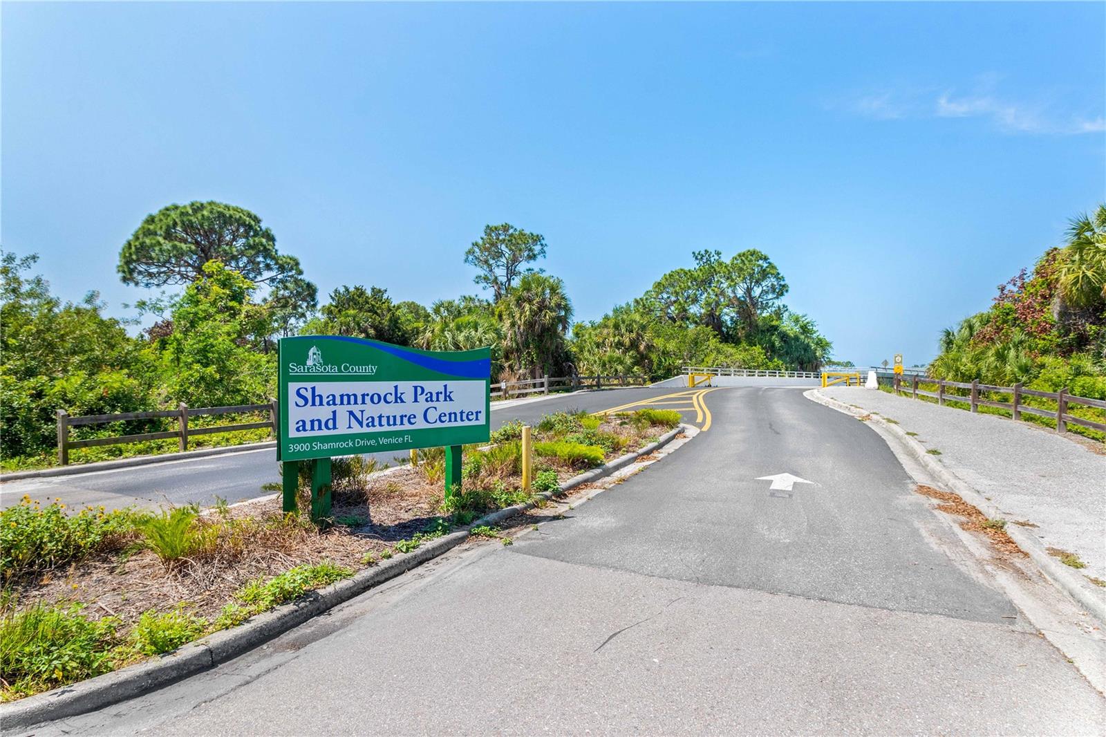 411 PLANTATION RD — photo 34