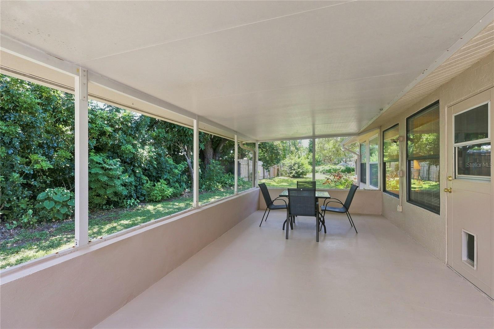411 PLANTATION RD — photo 26