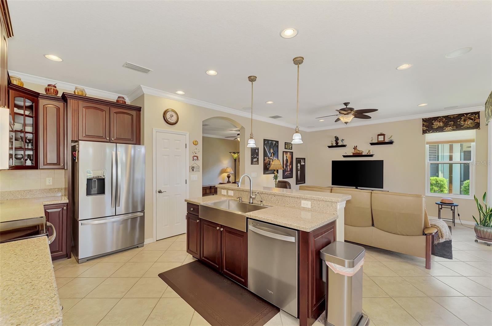 20277 PEZZANA DR — photo 28