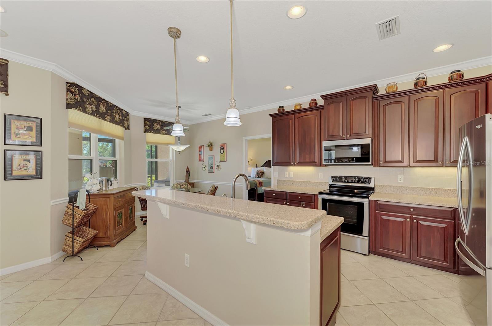 20277 PEZZANA DR — photo 30