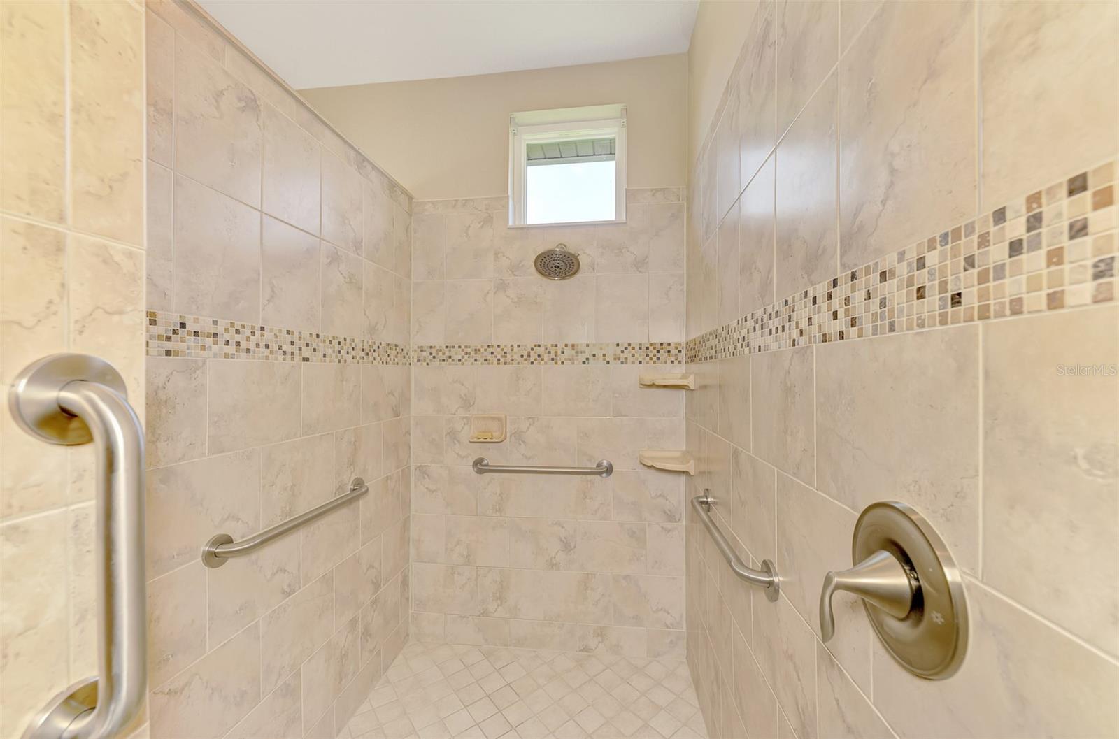 20277 PEZZANA DR — photo 40