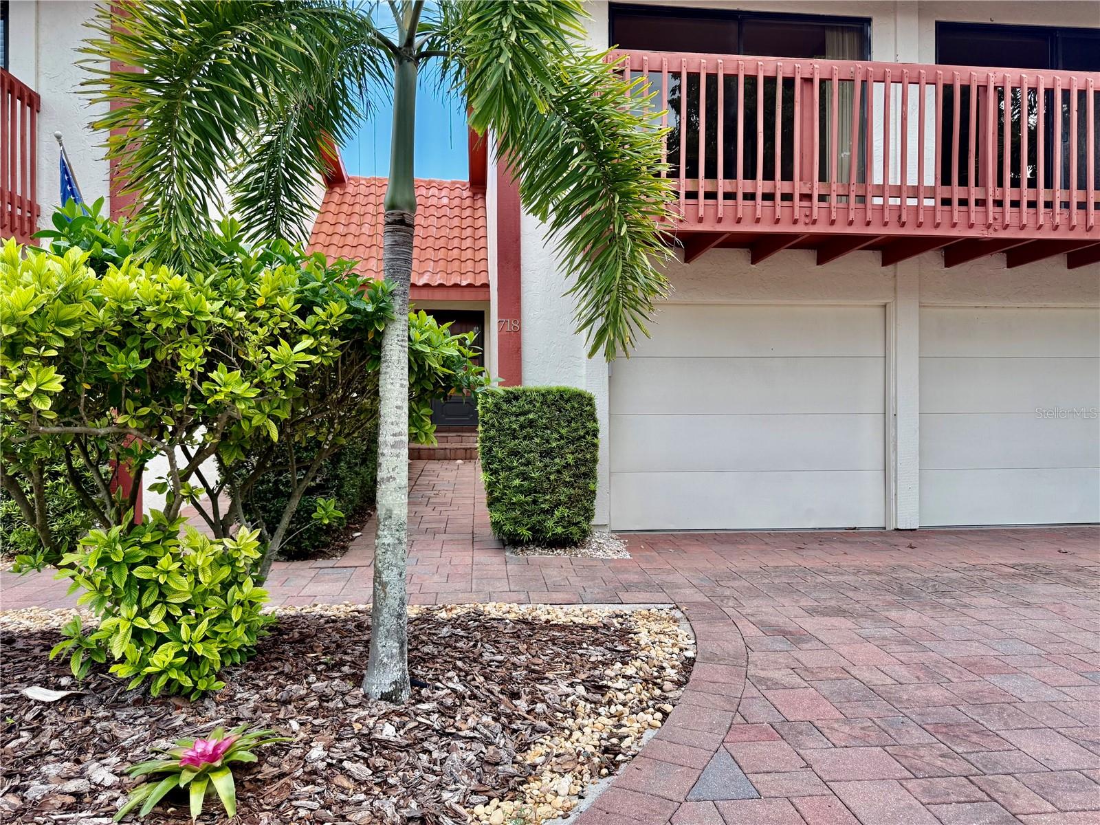 718 SORRENTO INLET DR #718 — photo 2