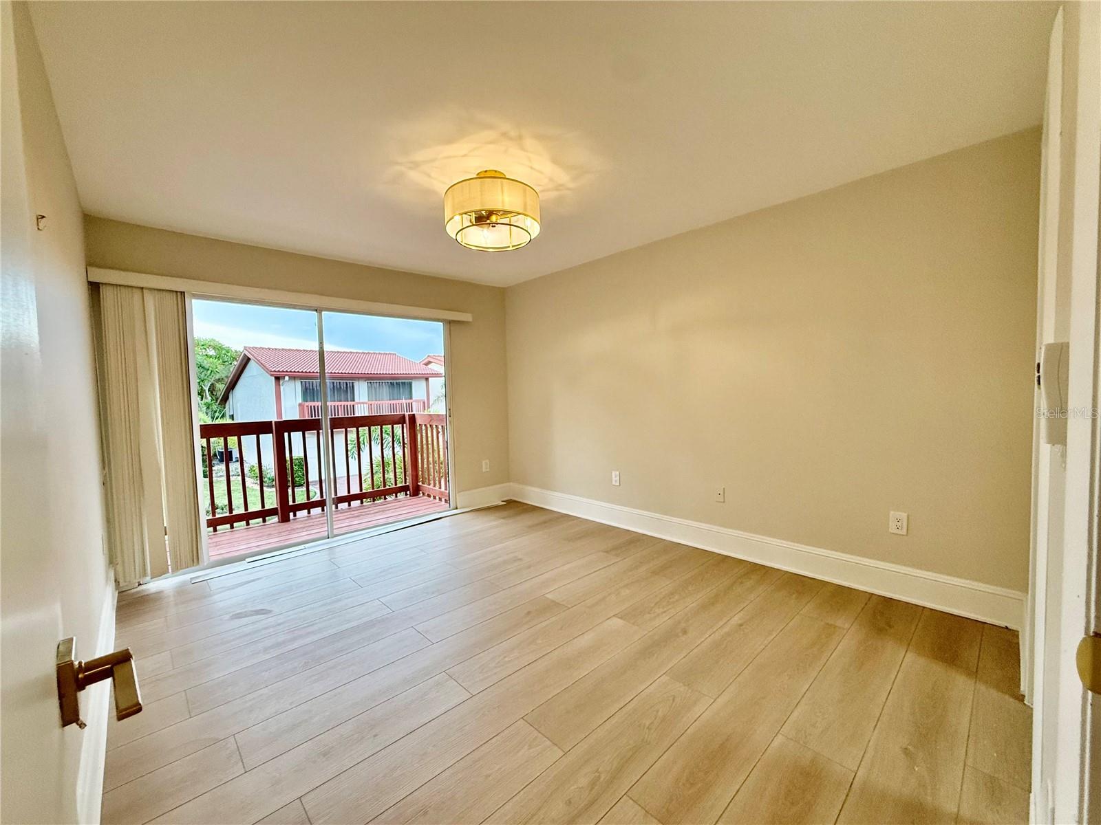 718 SORRENTO INLET DR #718 — photo 23