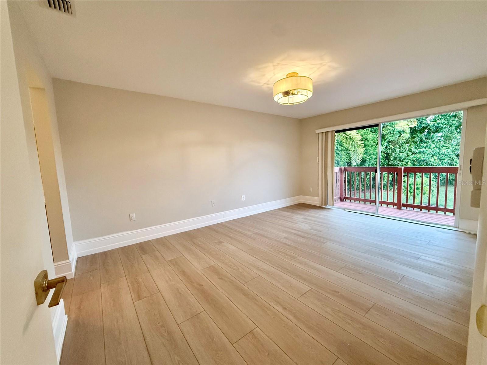 718 SORRENTO INLET DR #718 — photo 17