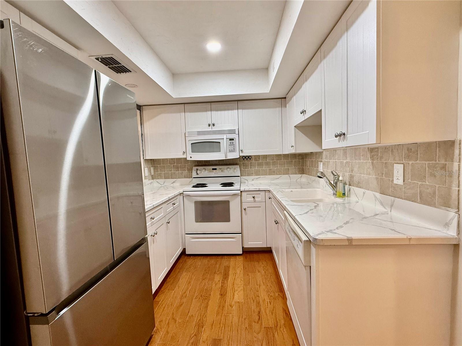 718 SORRENTO INLET DR #718 — photo 9