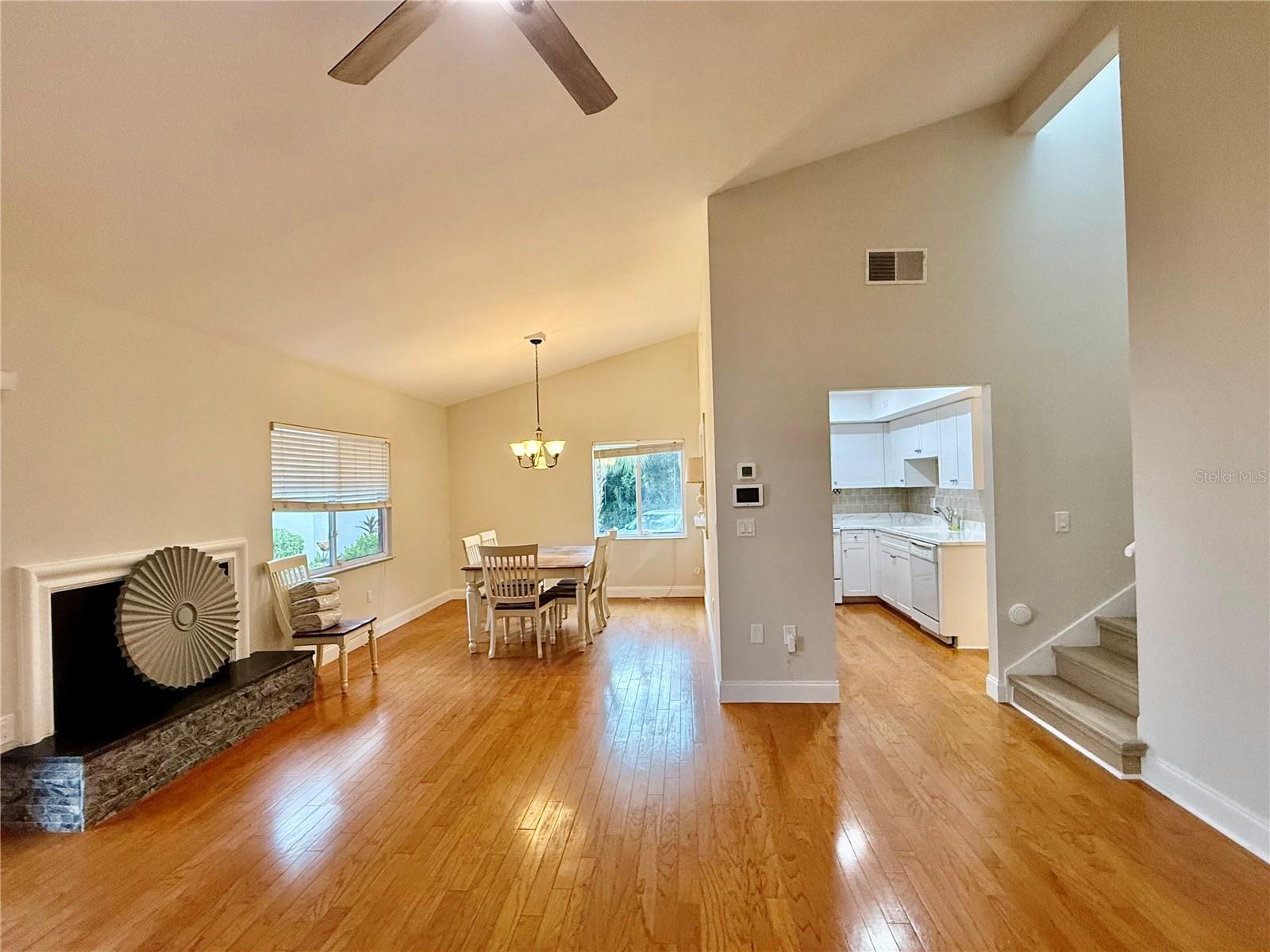 718 SORRENTO INLET DR #718 — photo 8