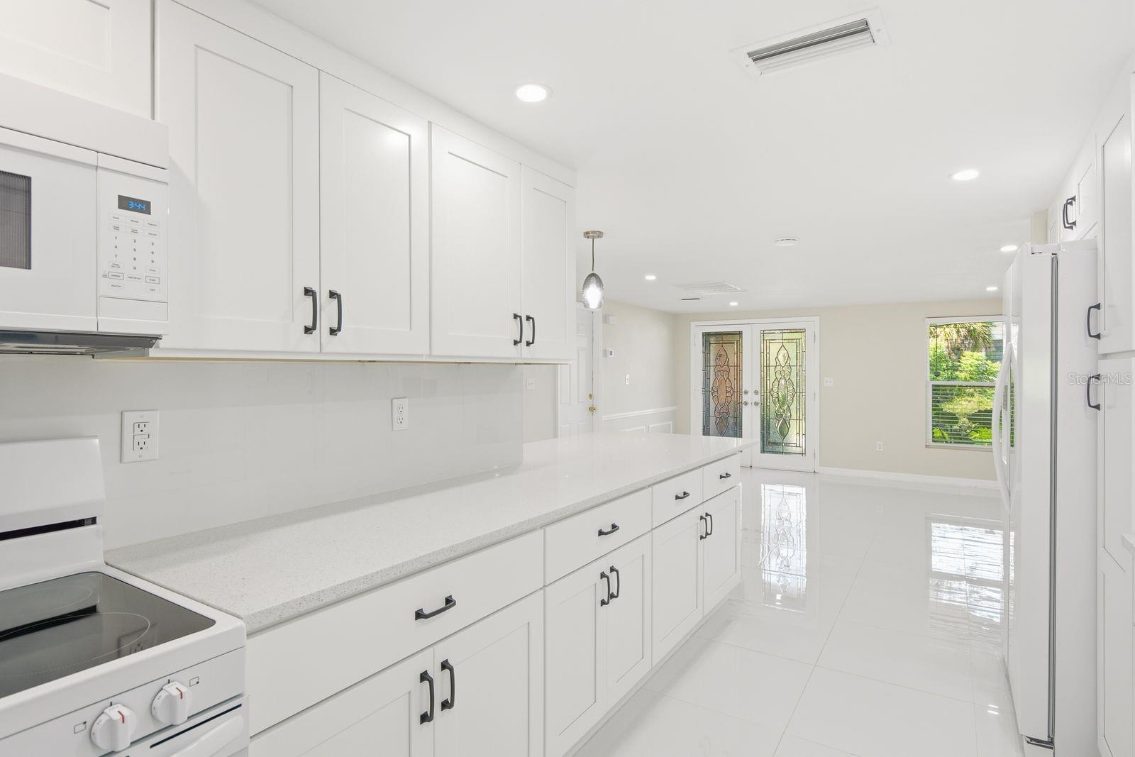 8604 MILL CREEK LN — photo 17