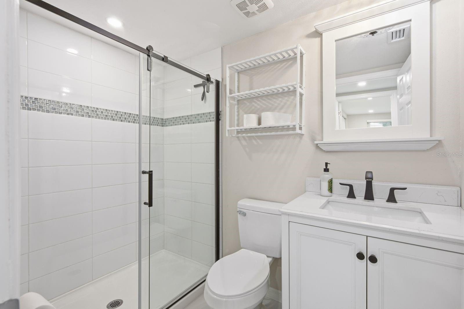 8604 MILL CREEK LN — photo 32