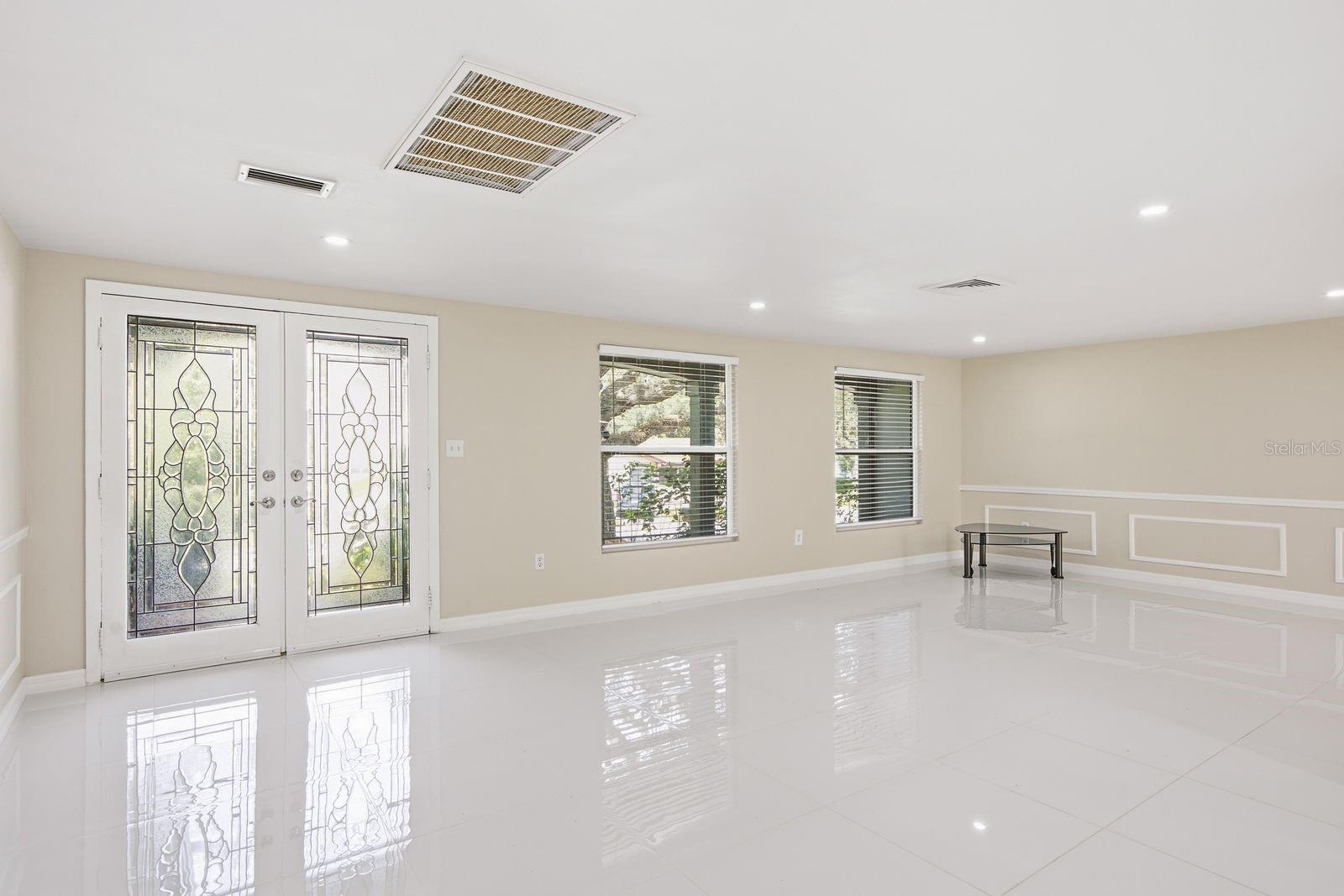8604 MILL CREEK LN — photo 12
