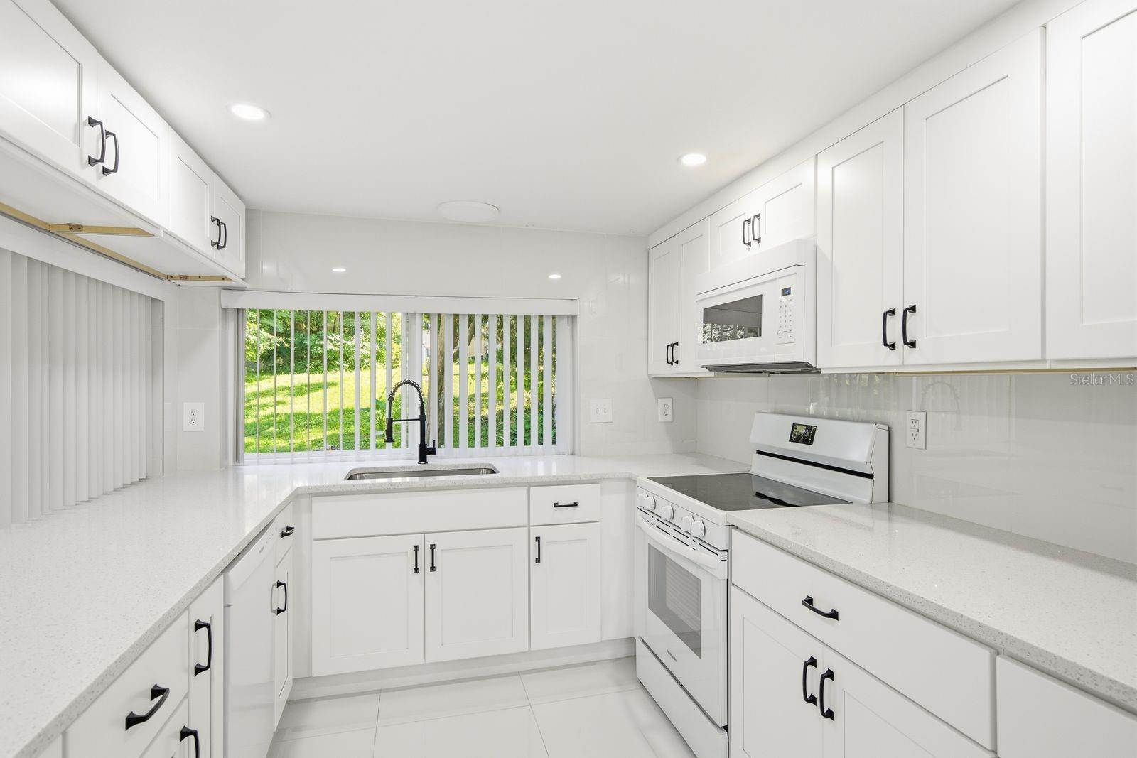 8604 MILL CREEK LN — photo 16