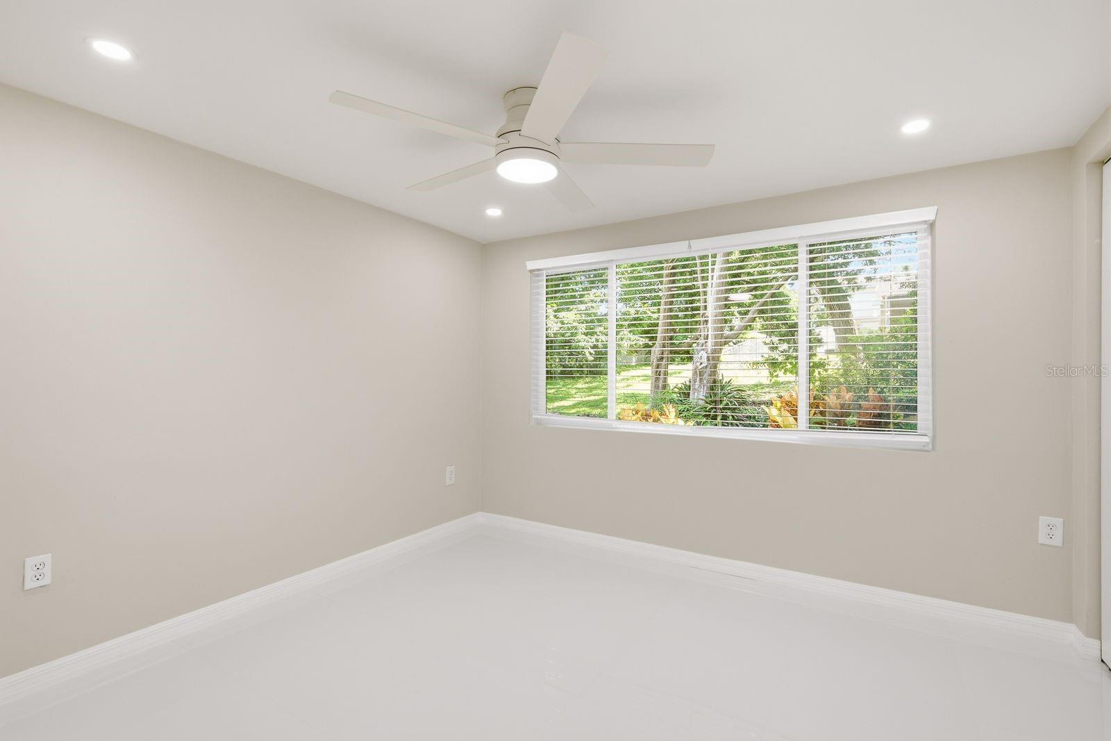 8604 MILL CREEK LN — photo 31