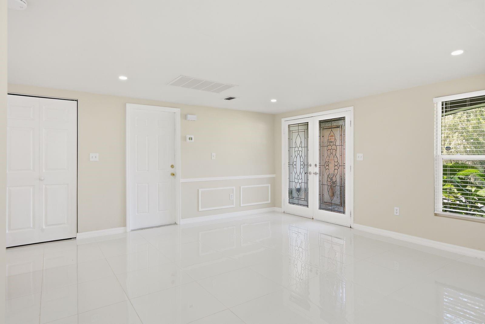 8604 MILL CREEK LN — photo 6