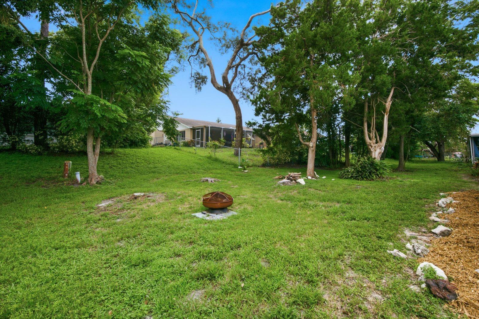 8604 MILL CREEK LN — photo 35