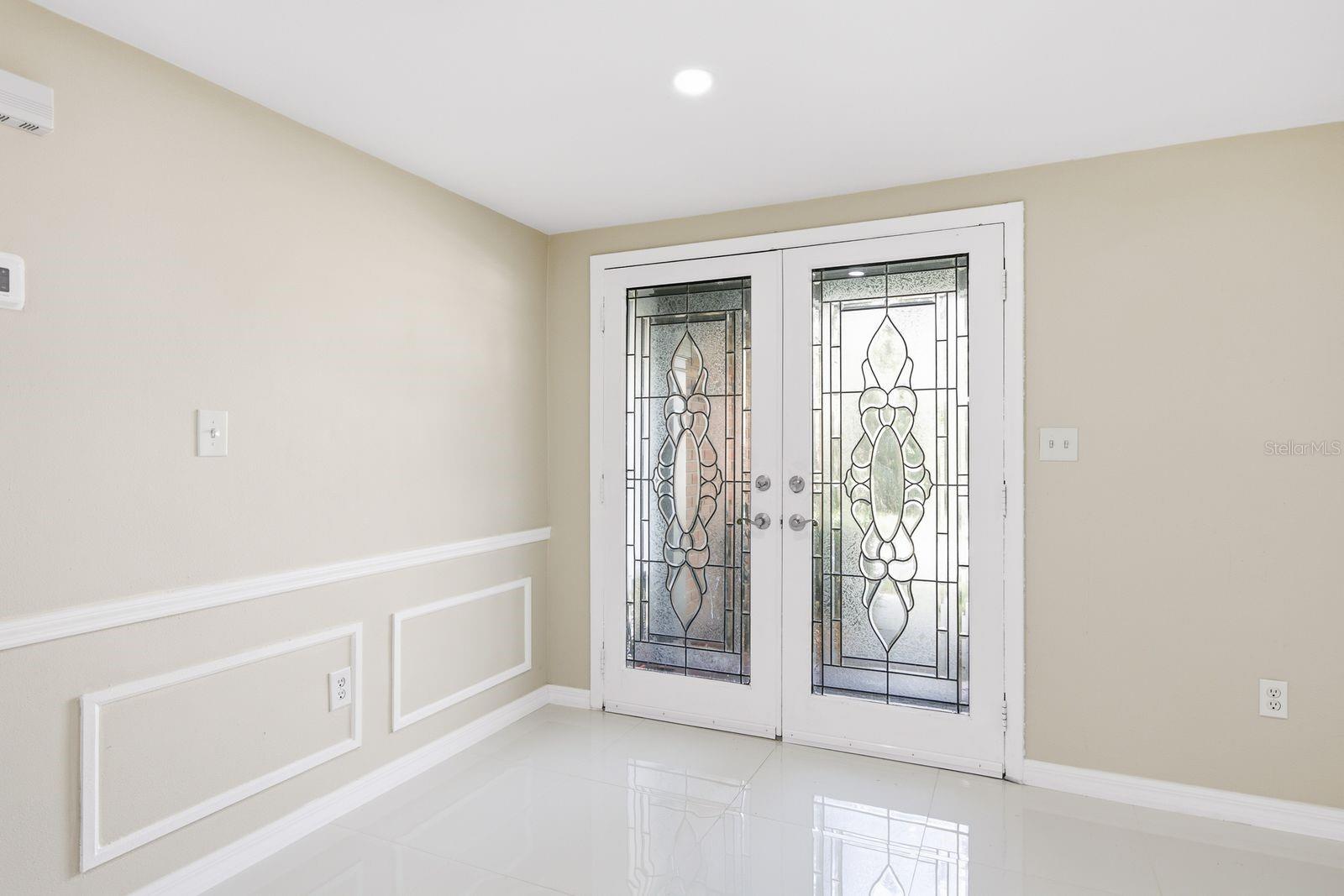 8604 MILL CREEK LN — photo 5