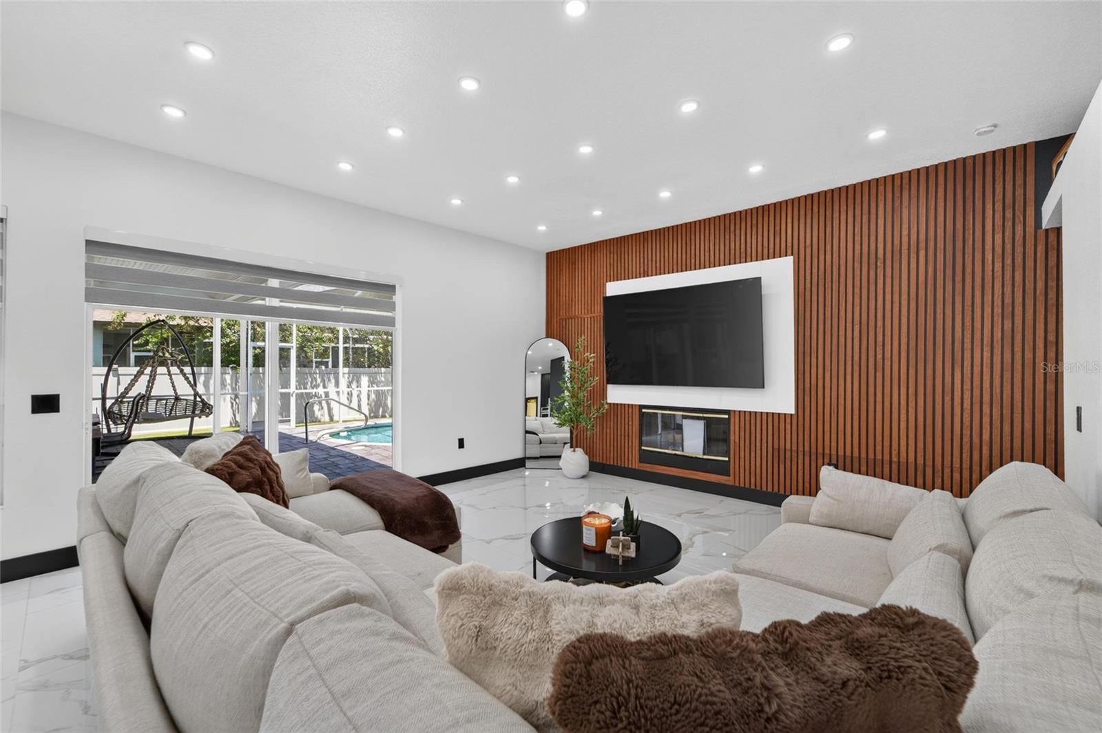 3926 NORTHRIDGE DR — photo 22