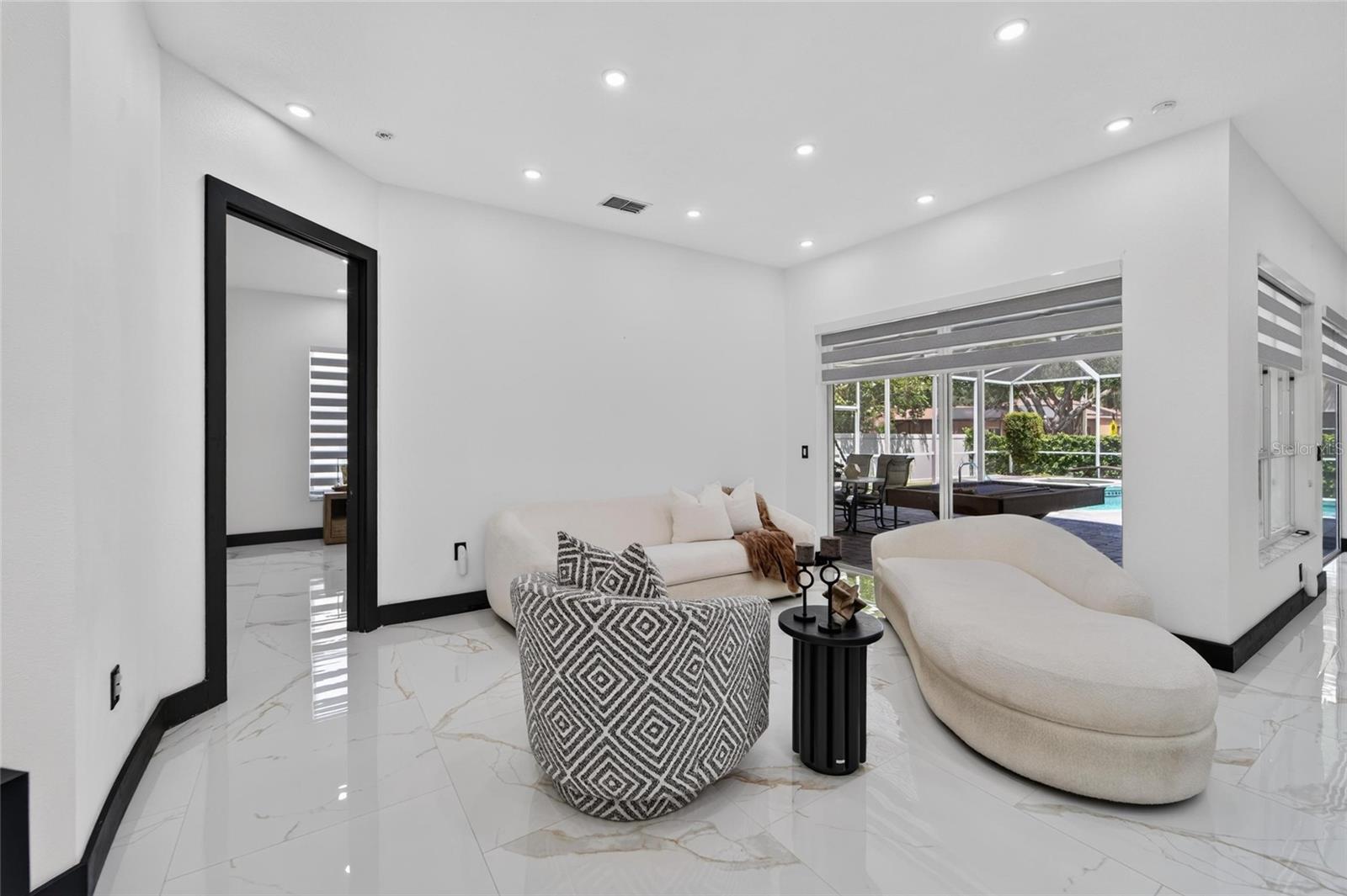 3926 NORTHRIDGE DR — photo 31