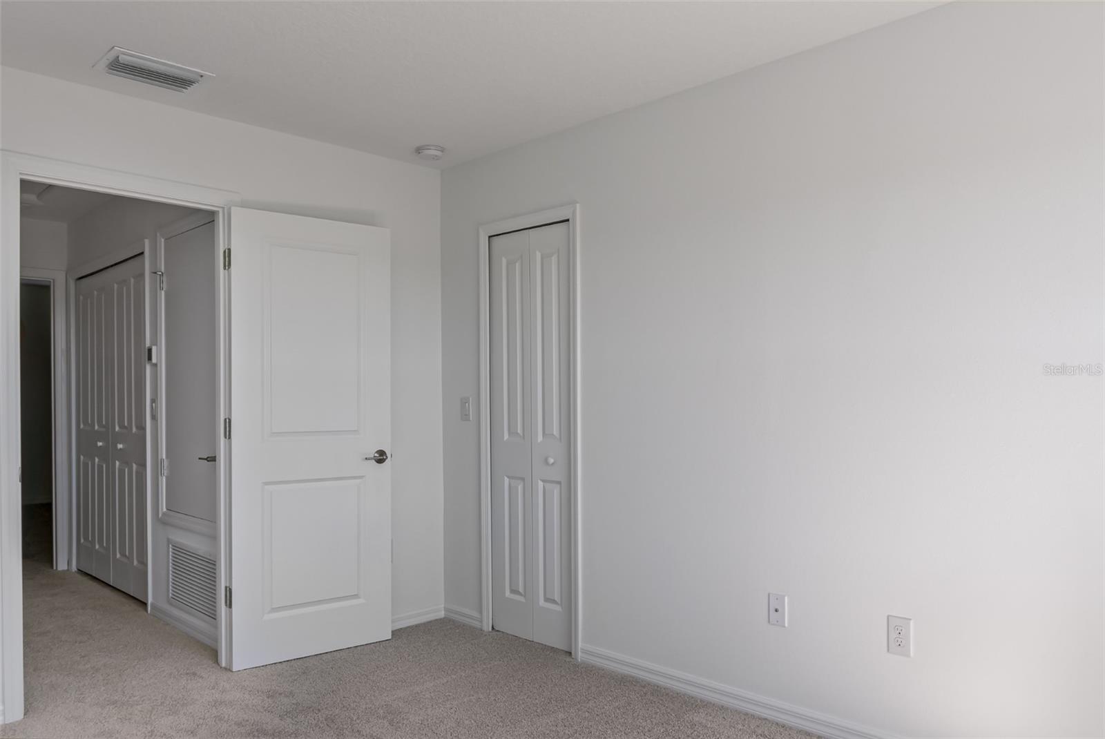 6357 FAIRMONT LN — photo 15