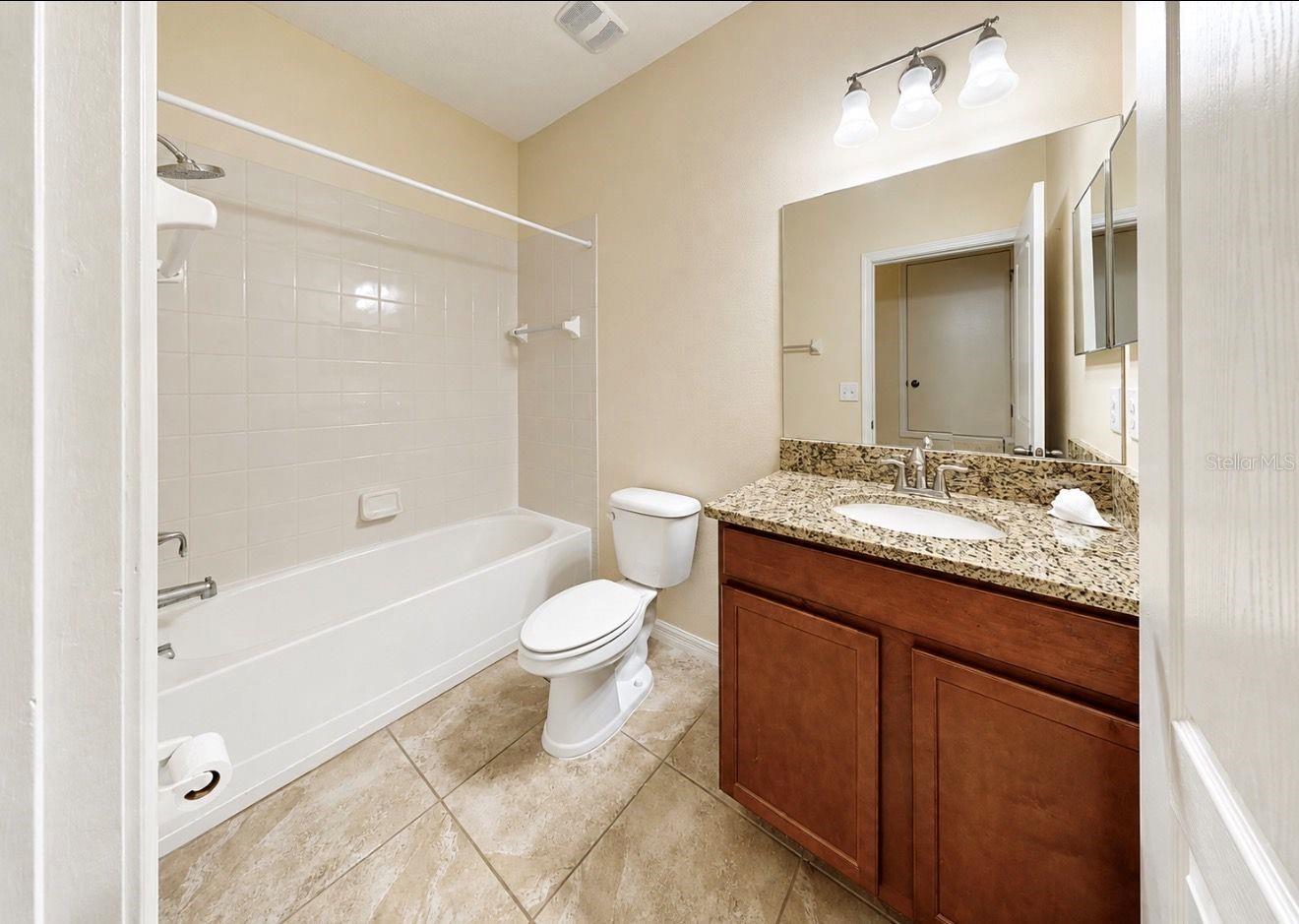 619 WABASH BREEZE CIR — photo 32