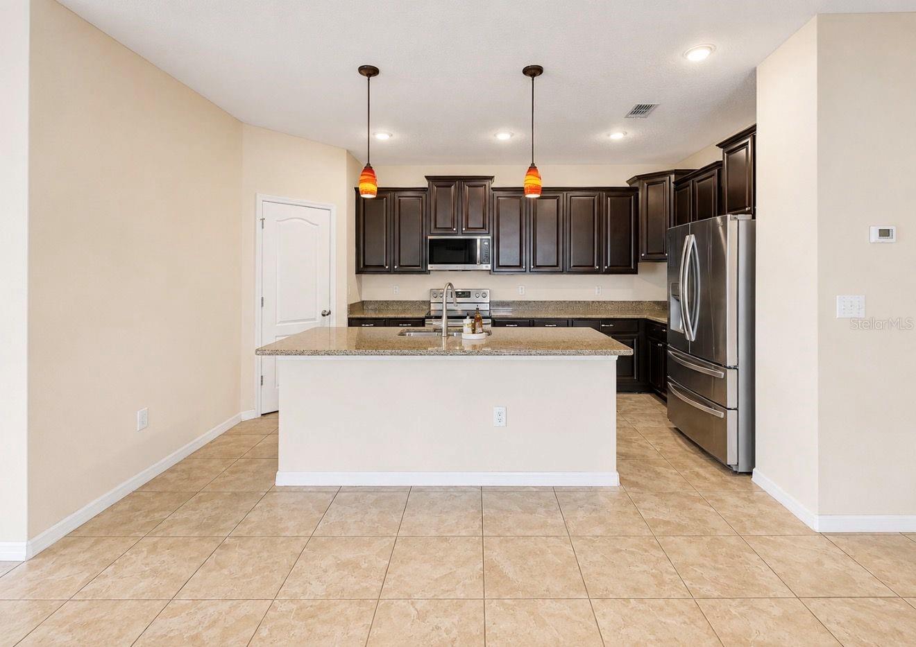 619 WABASH BREEZE CIR — photo 8