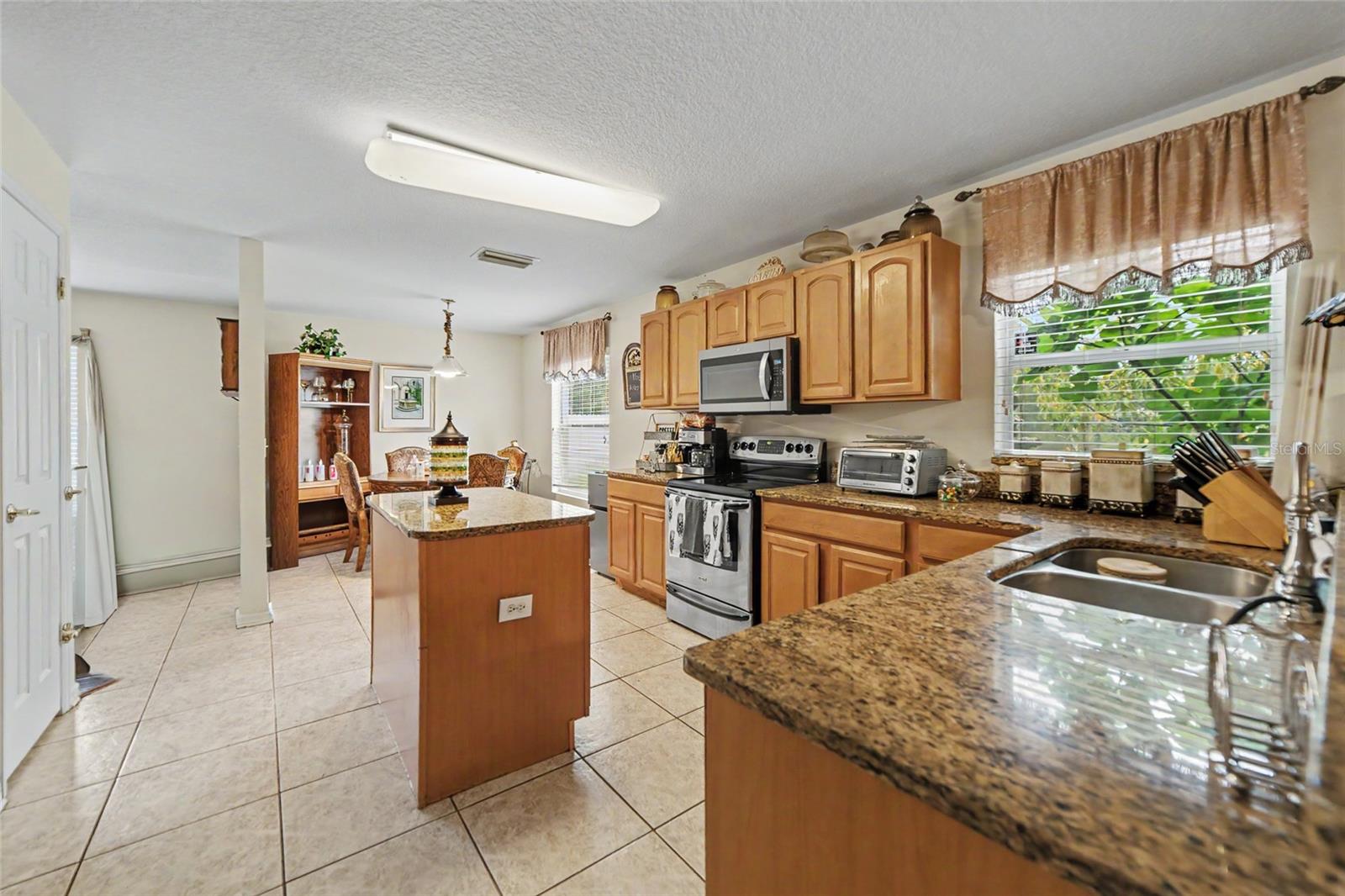 15110 HERONGLEN DR — photo 11