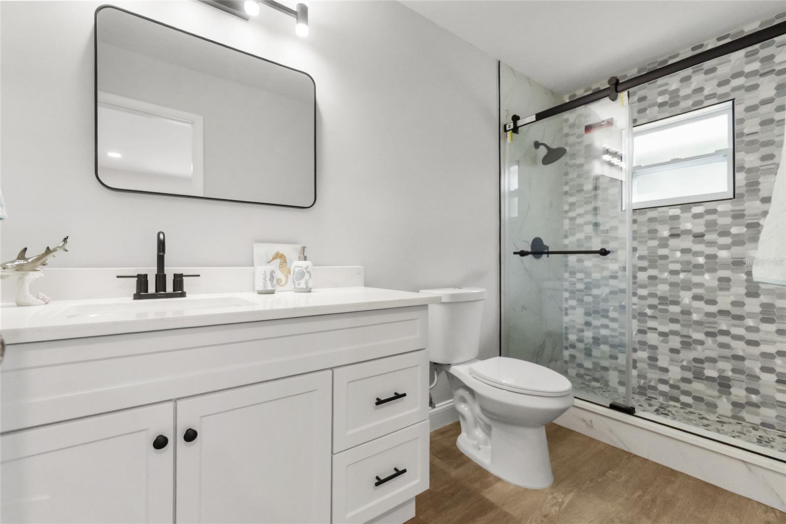 420 MELODY CIR — photo 20