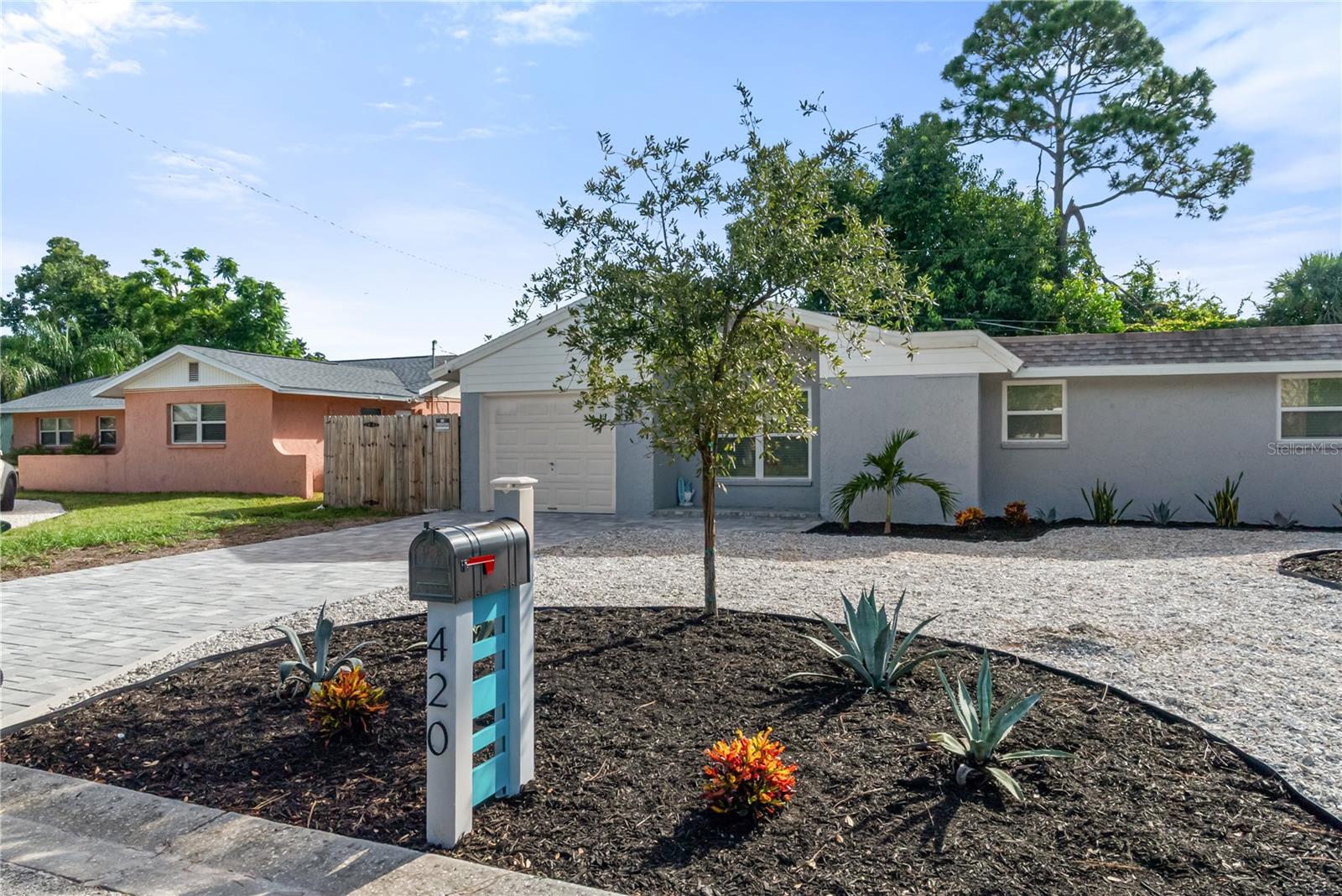 420 MELODY CIR — photo 3