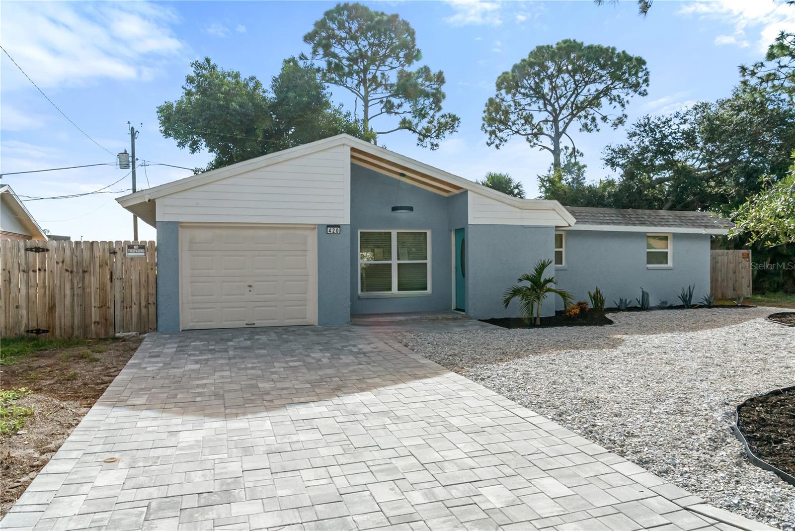 420 MELODY CIR — photo 2