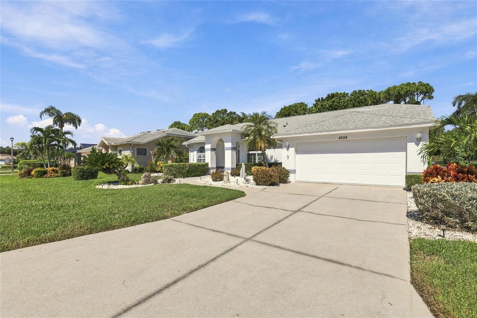4304 BALMORAL WAY — photo 4