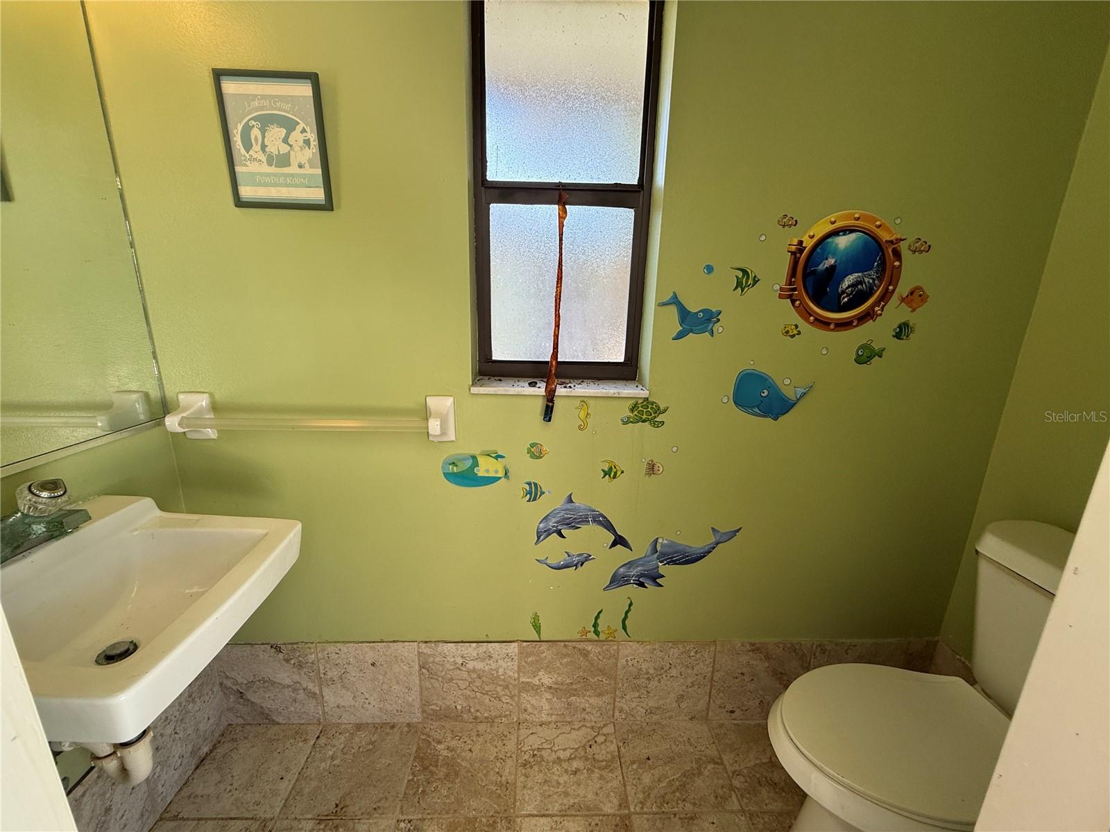 386 PINEVIEW DR — photo 26