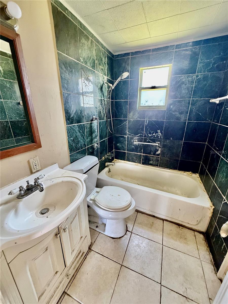 2118 1ST AVE E — photo 12